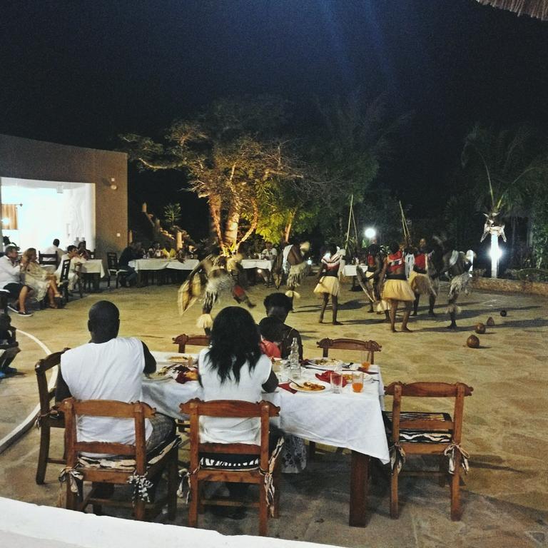 Malaika Beach Villas Малинди Экстерьер фото
