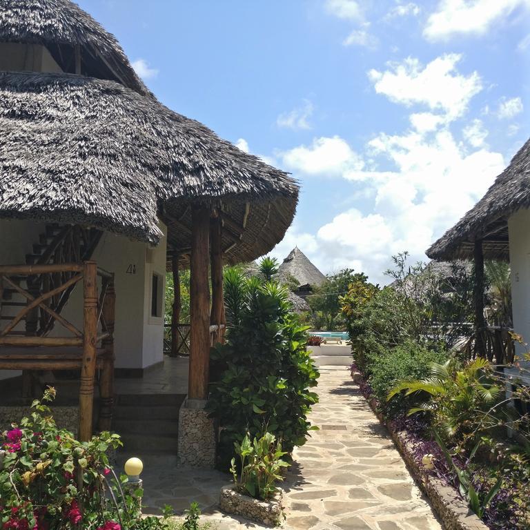 Malaika Beach Villas Малинди Экстерьер фото