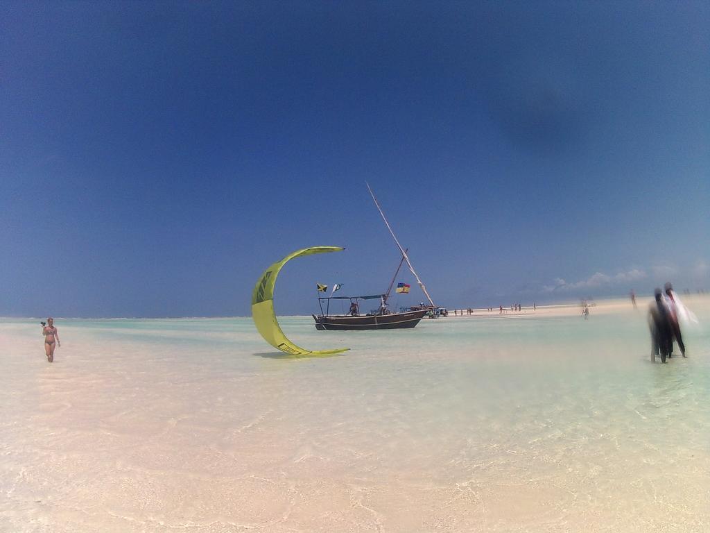 Malaika Beach Villas Малинди Экстерьер фото
