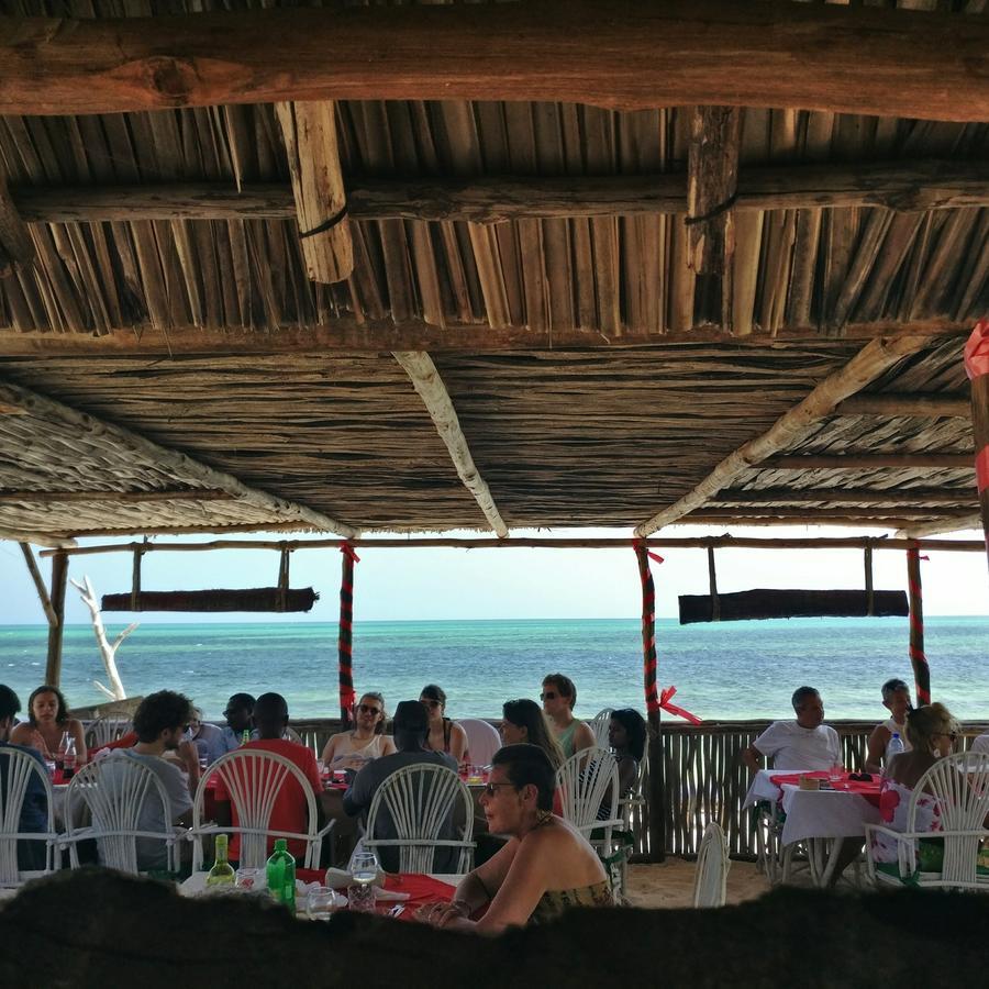 Malaika Beach Villas Малинди Экстерьер фото