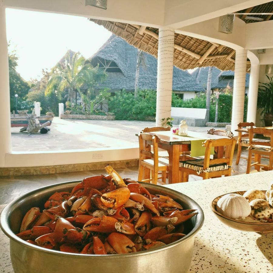 Malaika Beach Villas Малинди Экстерьер фото
