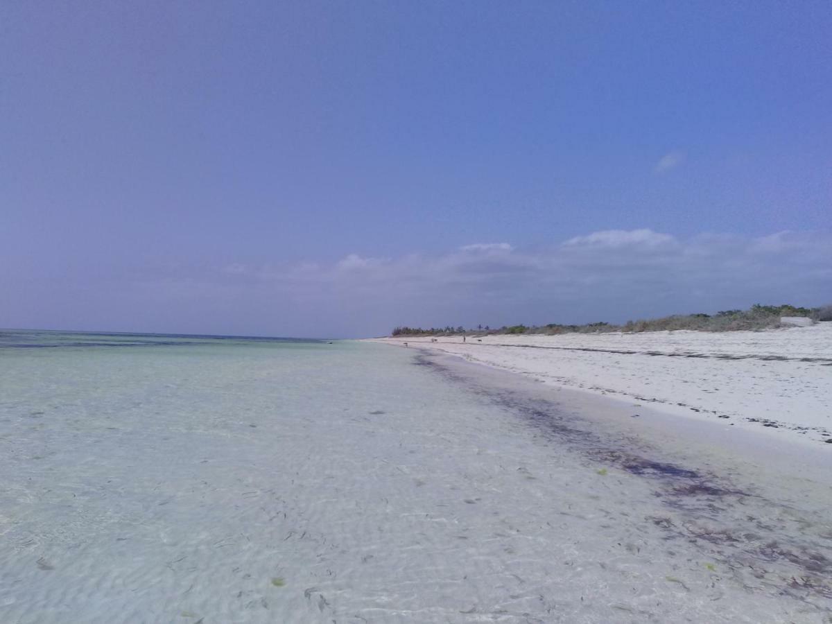 Malaika Beach Villas Малинди Экстерьер фото