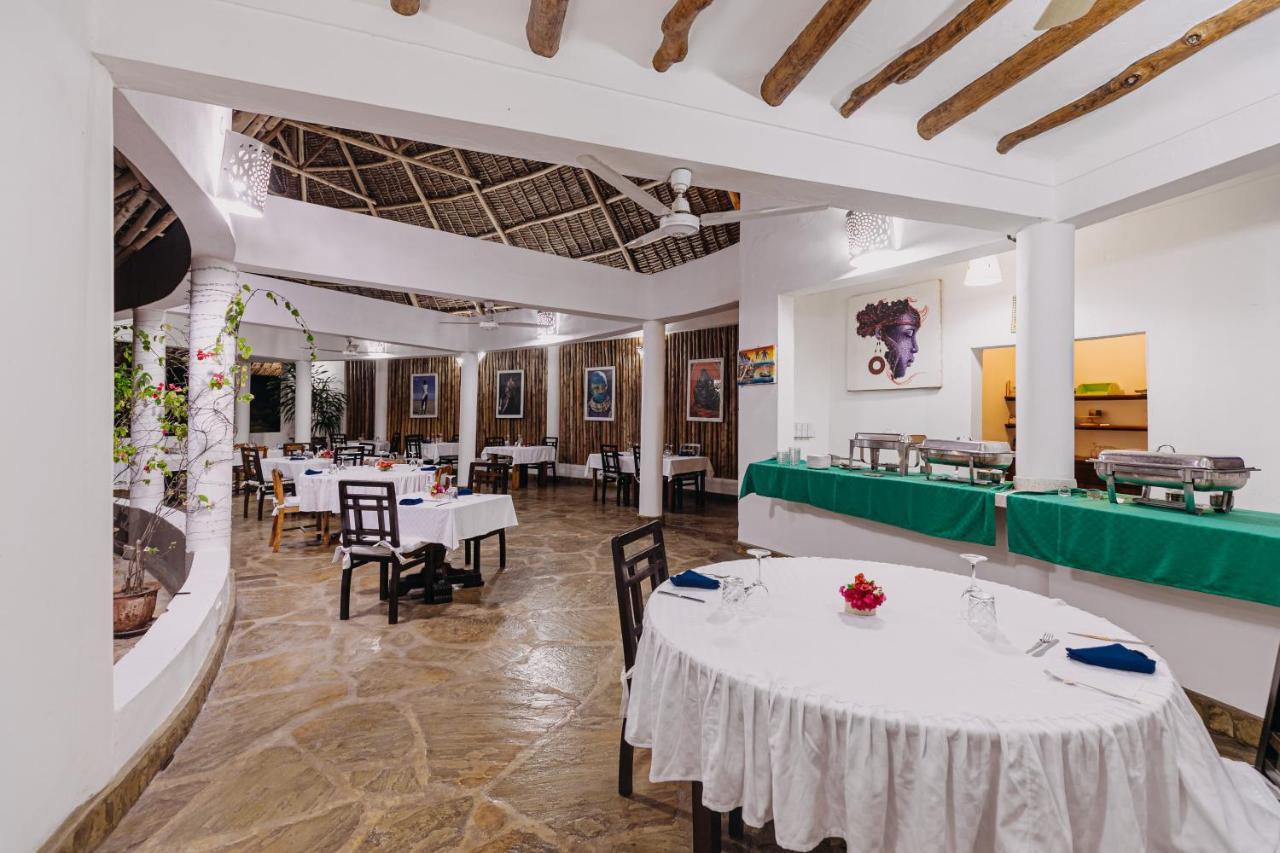 Malaika Beach Villas Малинди Экстерьер фото