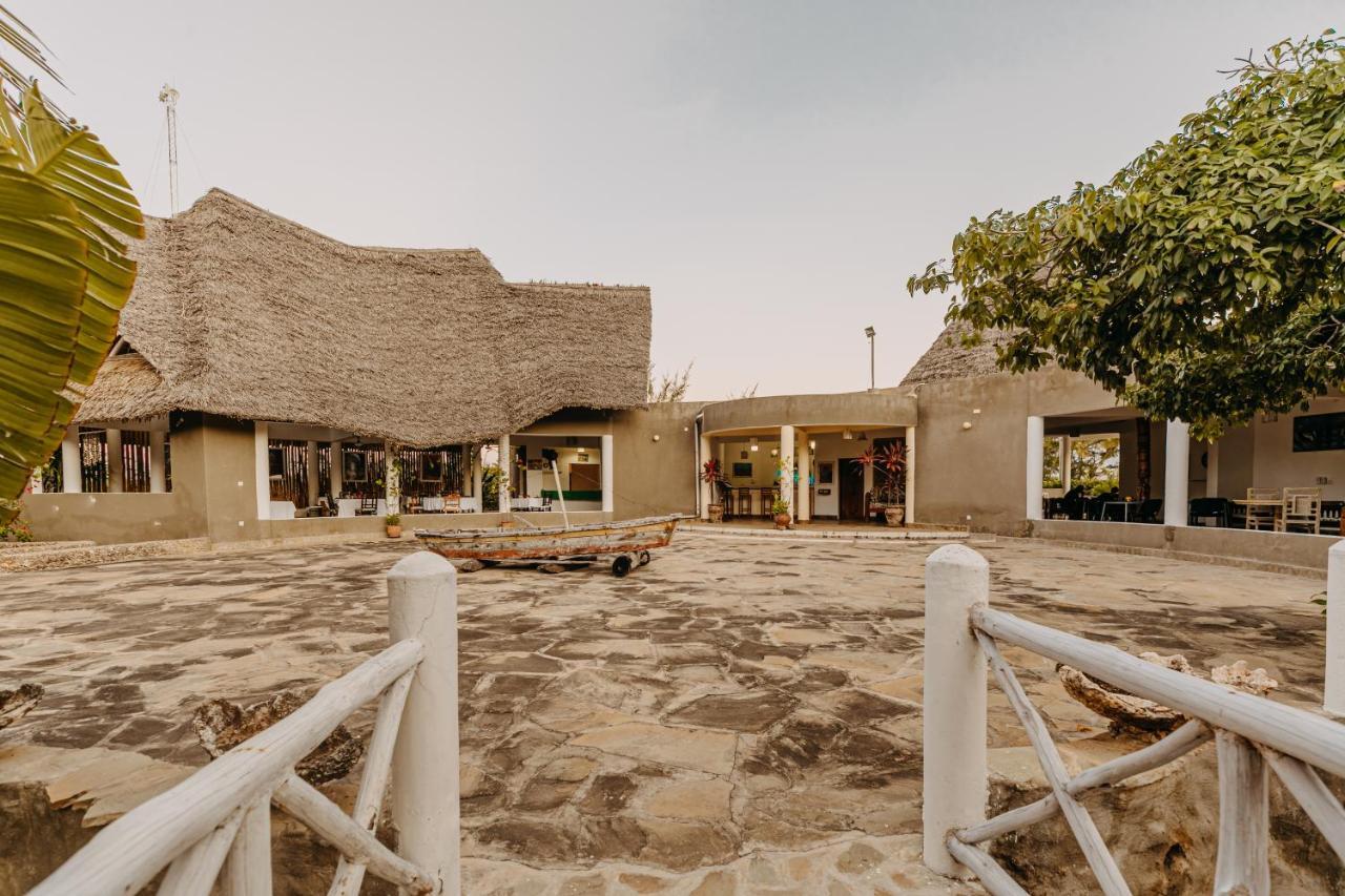 Malaika Beach Villas Малинди Экстерьер фото